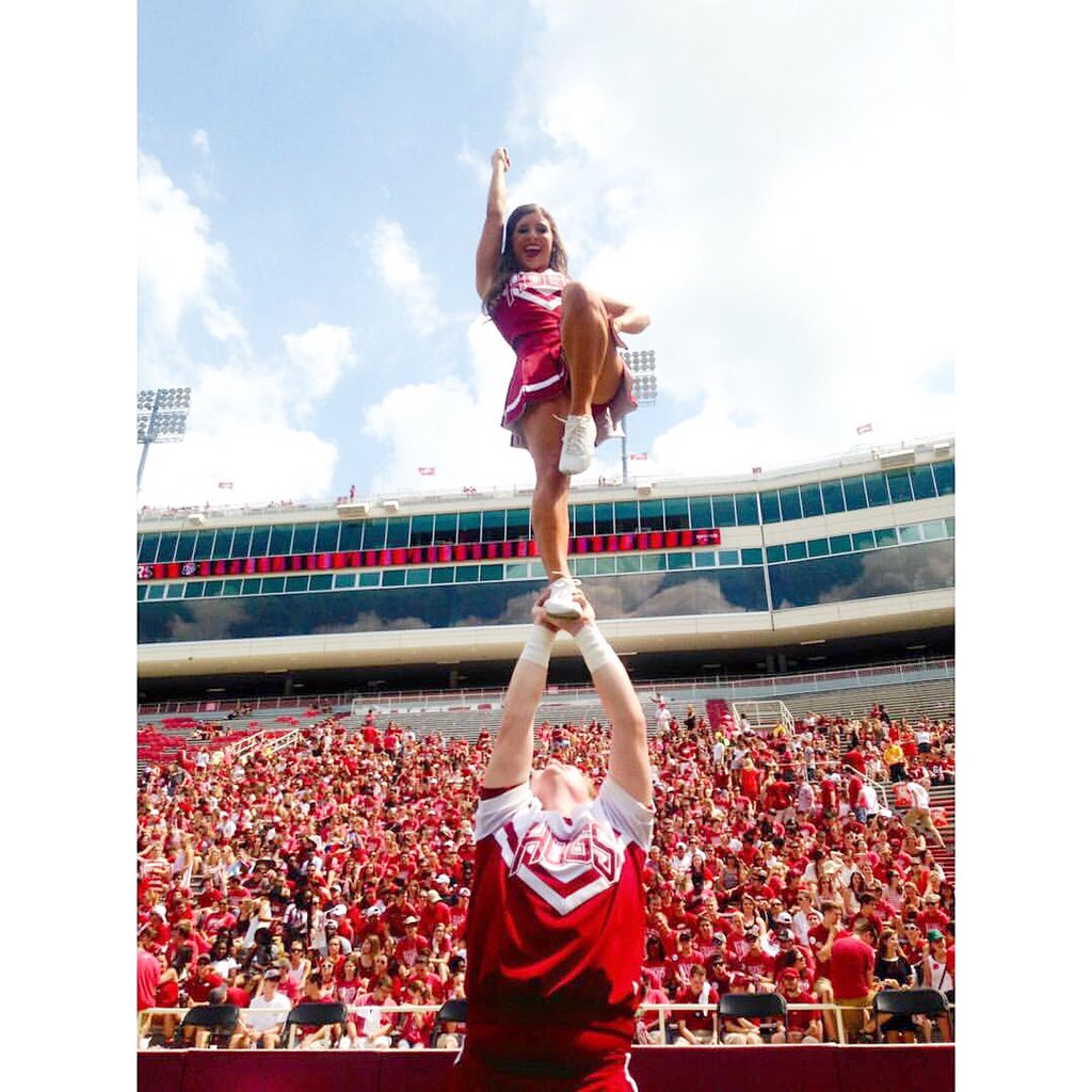 RazorbackSpirit's tweet photo. Interested in trying out for #RazorbackCheer?
Squad describes what AR Cheer means to them:
https://t.co/yd2FIdtpmX https://t.co/q3EuMgHVfu