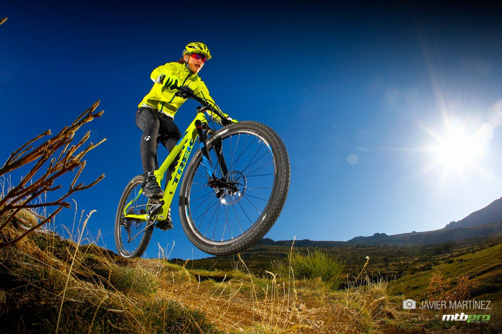 mtbpromag's tweet photo. #MTBtest @TrekBikesSpain  Procaliber 9.7 SL. Carbono OCLV, IsoSpeed,... Lista para competir https://t.co/vUUjNip5lc https://t.co/2g6W9SYdOk