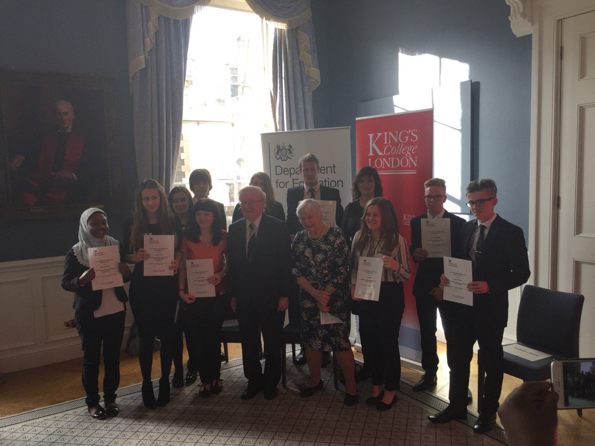 iag_marie's tweet photo. So proud of our @EducatingCCC #glenamara runners up as they met Nicky Morgan @educationgovuk https://t.co/inu21Bhbho