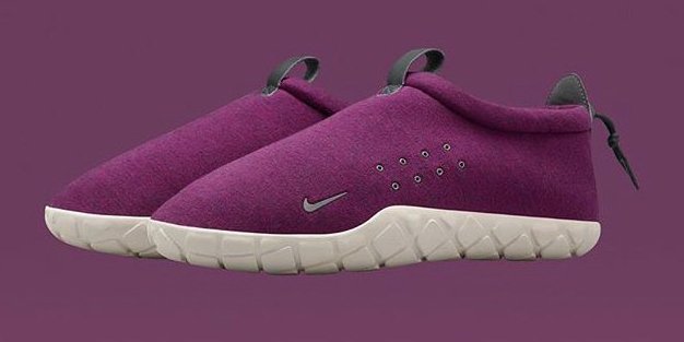1994's <a href="/Nike/">Nike</a> Air Moc silhouette gets a purple Tech Fleece makeover.
hypb.st/7yupd
