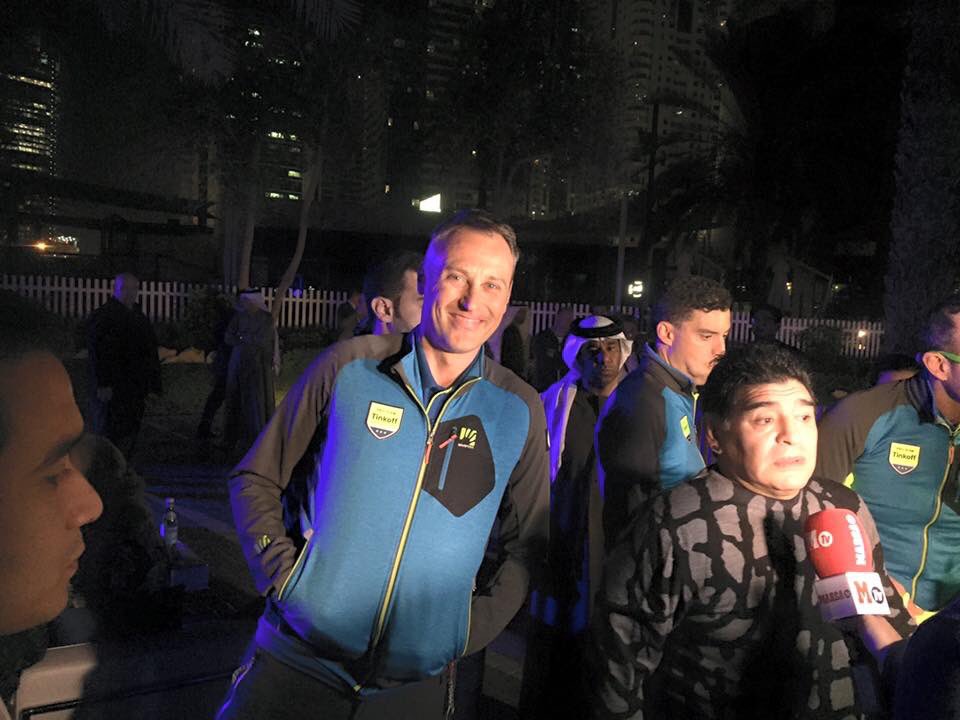 Zelfs Pluisje wil op de foto met Tristan Hoffman!! #tourofdubai