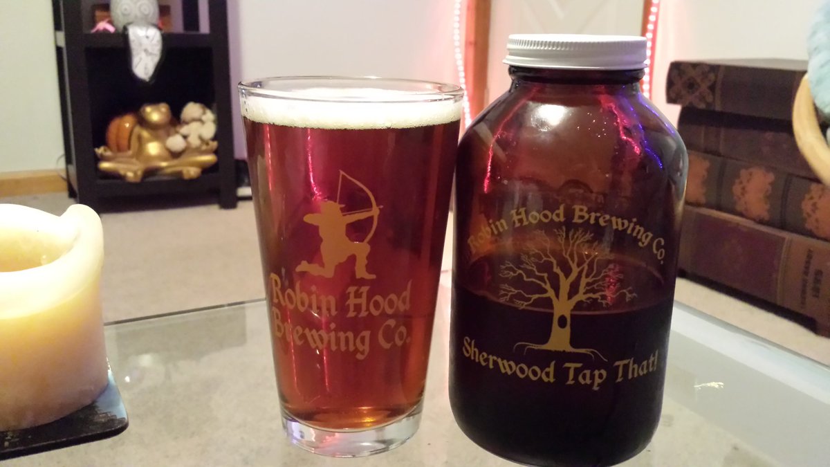 AlexDoehrer's tweet photo. Get your #Freq on at home with a growler of @987theFREQ #Freq #Cherry #Lager from @RobinHoodBrewCo @Homedpizzeria https://t.co/BhMvM6eHMA