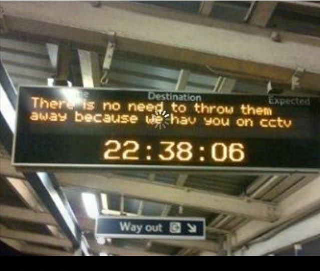 klaudkveda96's tweet photo. Loool tfl people when we smoked zoots on the platform 😂😂 https://t.co/v5iAP2mSsJ