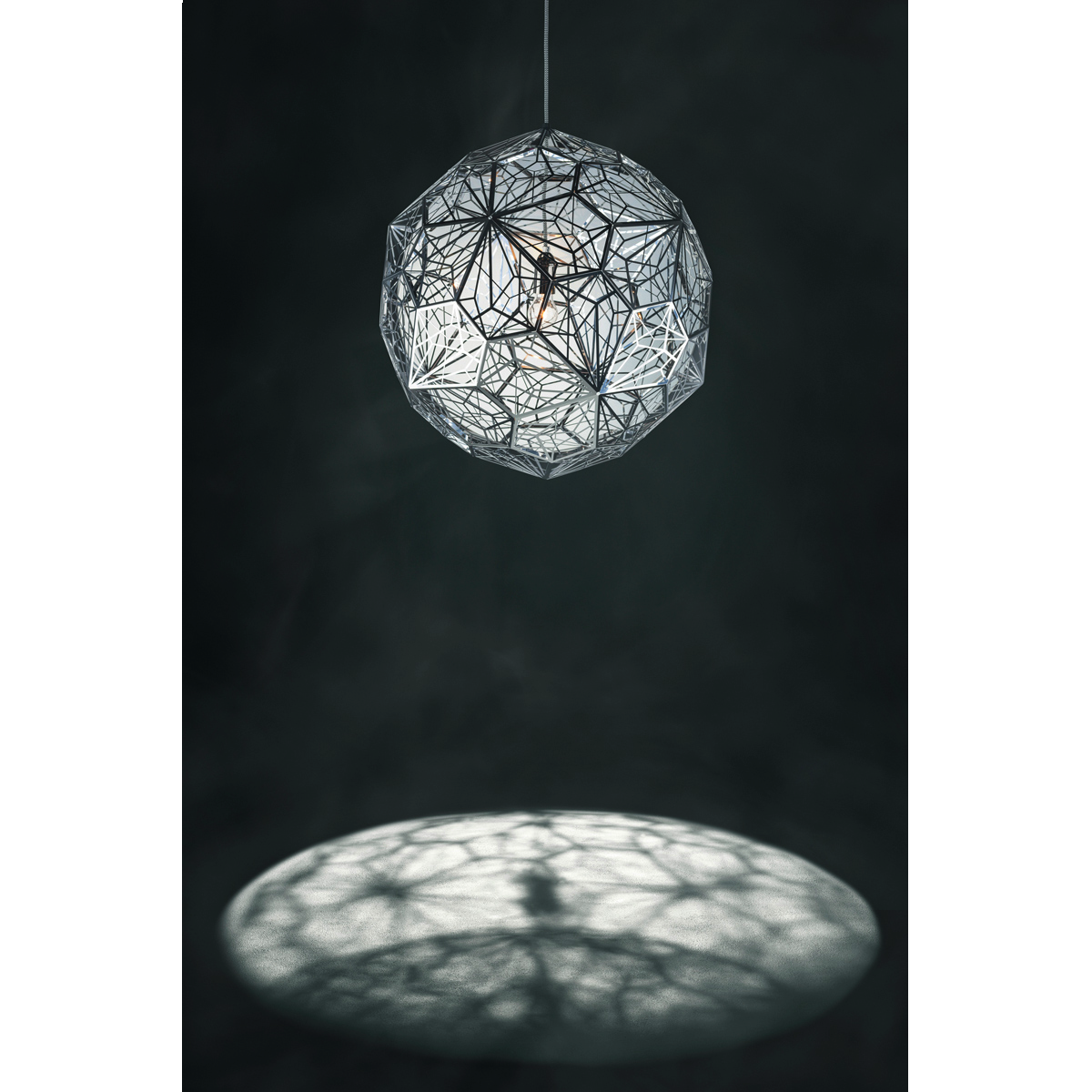 VibertEclairage's tweet photo. Moderne et raffinée, découvrez Etch de @TomDixonStudio https://t.co/j7wqObaSix En solde chez @VibertEclairage #déco https://t.co/6qMLplqt3m