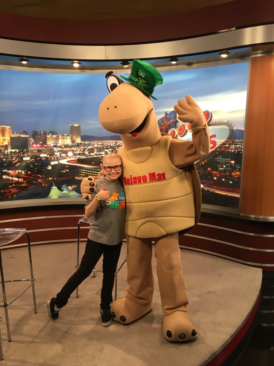 MitchTruswell's tweet photo. Nice assist from #MohaveMax supporting @StBaldricks #LepreCon @Cure4TheKids @ClarkCountyNV https://t.co/FBrZZDC6Fs https://t.co/PtrN489EGr