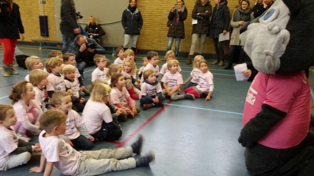 Wat een enthousiasme! Vandaag presenteerden we het Giro Scuola lespakket in <a href="/gem_apeldoorn/">Gemeente Apeldoorn</a> #girogelderland