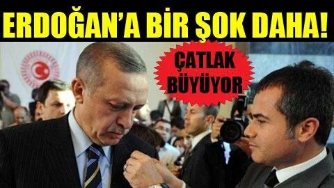 Akp içindeki çatlak büyüyor. Menfaat uğruna susanlar artık ayrılık naraları atıyor..!

GemiBatıyor AtlayanKurtuluyor