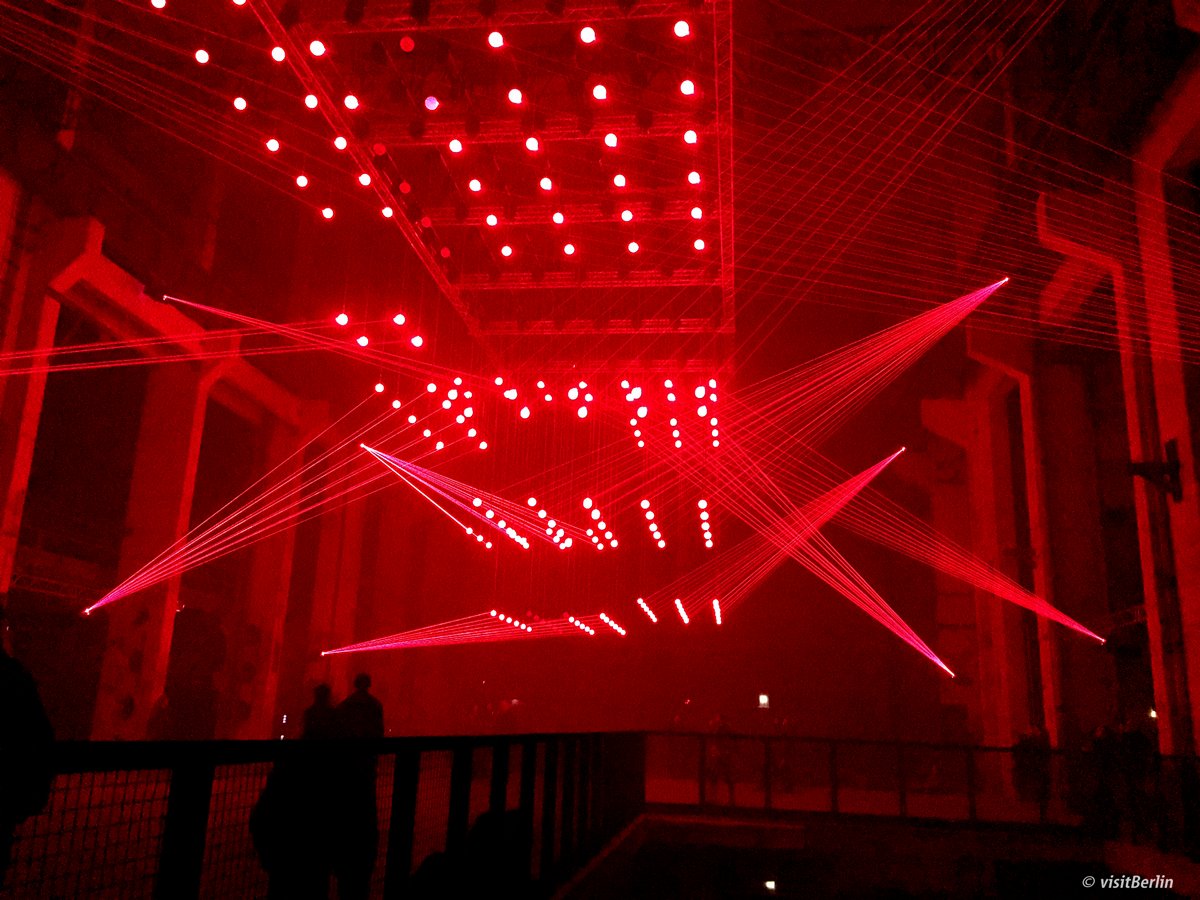 visitberlin's tweet photo. Premiere in #Berlin: Installation "Deep Web" von Christopher Bauder &amp; @robert_henke im Kraftwerk https://t.co/N3yQG8kNiN
