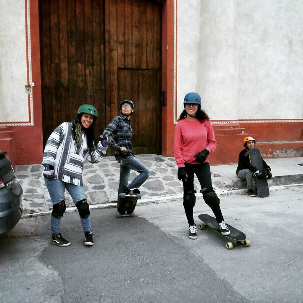 longboardstuff's tweet photo. #longboardstuff from: theburshop | Sesión sabatina con las chicas 💃✌️ #longboardlife #longboarding #longboardmx #lo… https://t.co/LtAPRiSQGR
