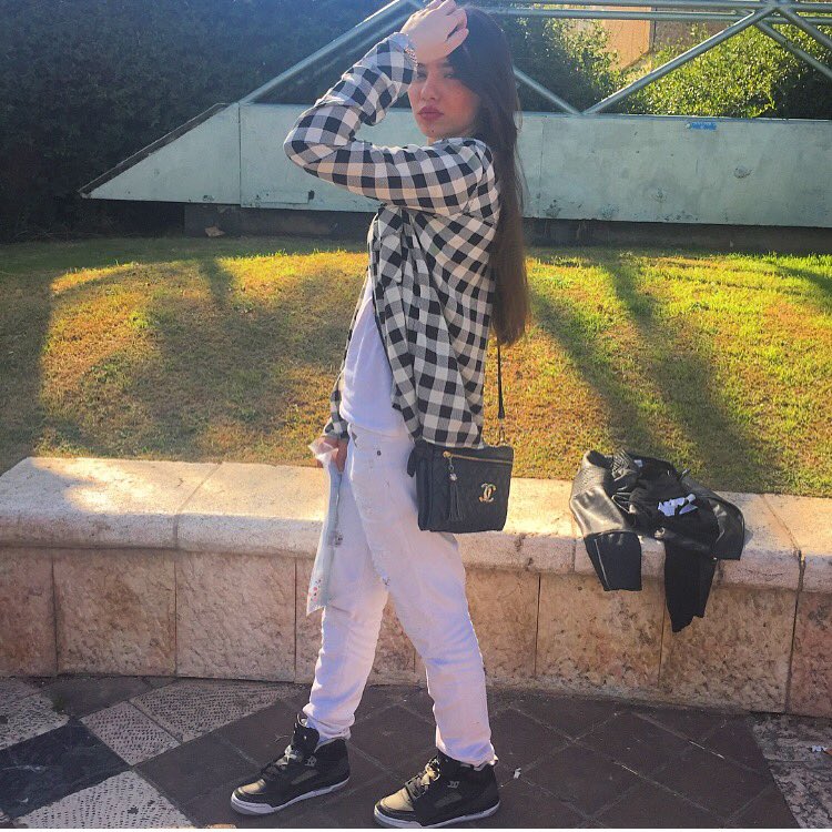 Raichel1999's tweet photo. #סוףסוף_סוףמחציתתתתת🙋🏽🎌⌛️#עכשיוסיוט2 https://t.co/EE5By8wrTx