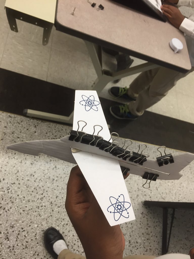 K4Panther_STEM's tweet photo. Testing our glider designs! What design will fly the farthest? #STEMed #edtalk #pltw https://t.co/O5KT2I3igv