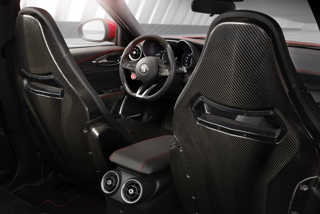 AlfaRomeoUSA's tweet photo. Built for the performance-minded driver. #Giulia #Quadrifoglio #AwakenTheDrive https://t.co/mDy6KUwvi9