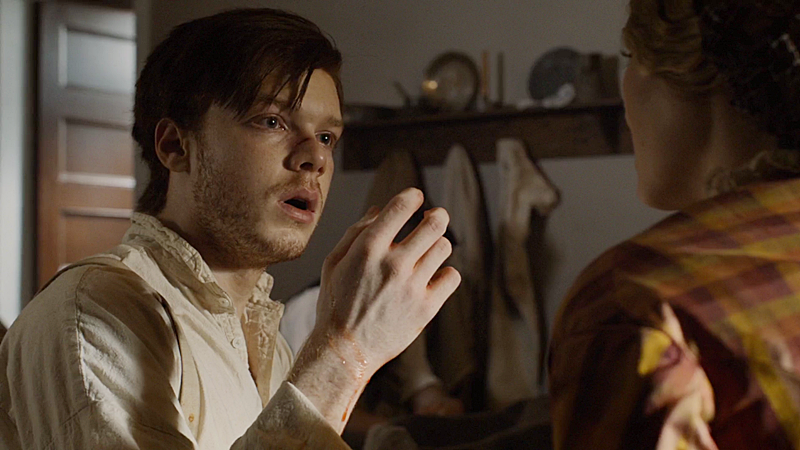 CameronMSOURCE's tweet photo. #Screenshots | Cameron as Tom Fairfax in #MercyStreetPBS S01E03 "The Uniform" 1/6 https://t.co/9WvvwSRlQX