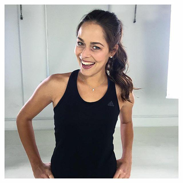 ananolelove's tweet photo. Look Ana smileππ #TrainWithAnaβ€
Beautiful Anaπππ #LoveAnaπ https://t.co/Lb2653QYW7