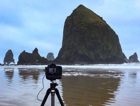 Amazing! @DMcNaney "4am Wake Up Call #CarpeDiem #HaystackRock #CannonBeach Mission Accomplished" #Explore