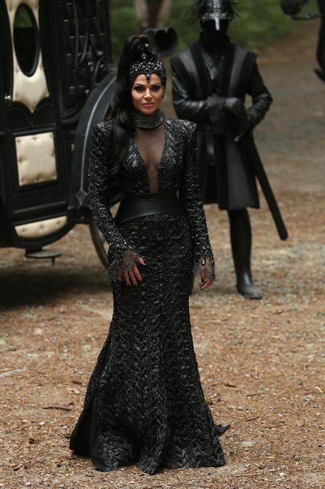rtvsfav1234's tweet photo. RT - The Evil Queen
LIKE - Captain Hook https://t.co/vySIwSRQ7s