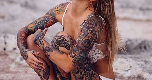 'Babe credit: @torrieblake  #tattooedicandy #hotgirls #sexy #meow #babeswithtats #icandy #… bit.ly/20EGx6m