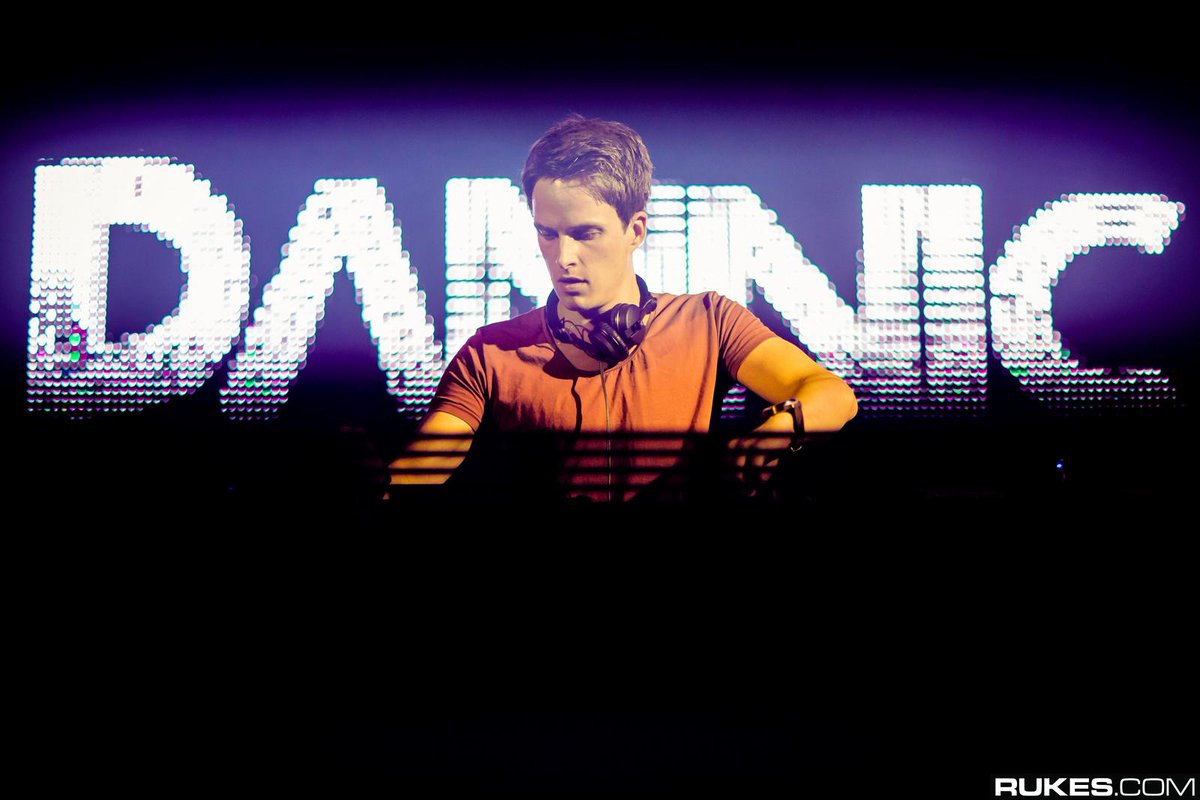 DJmag's tweet image. .@dannic is off to the UAE this weekend! Nab your tix to WHITE Dubai to catch him on Fri: bit.ly/20ng2FN