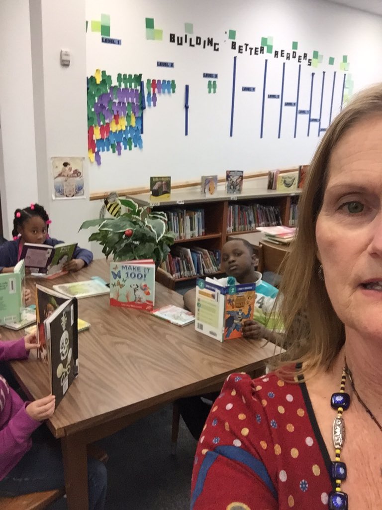 beeslibrarian's tweet photo. #chsfeedtc   Students inspire me to do my best!! #beeslibrarian https://t.co/CLKqVrFeOe