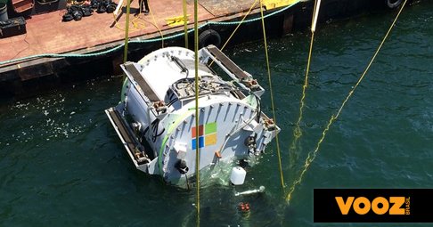 VoozBrasil's tweet image. Microsoft instala datacenter no fundo do Oceano Pacífico bit.ly/1X0LYdE #Vooz #MicrosoftDatacenter