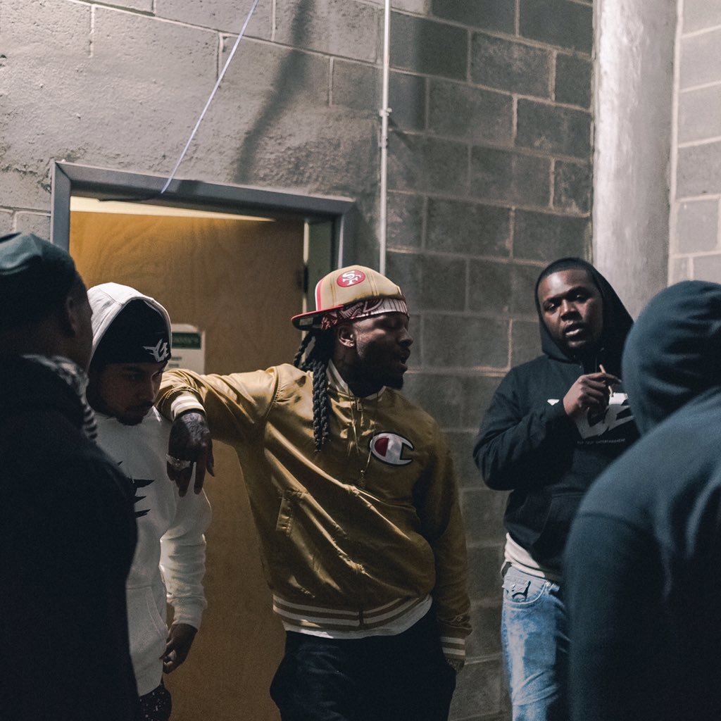 MONTANAof300's tweet photo. "Two straps like Urkle. Im nonverbal. Killers in my circle." - @MONTANAof300 #ComputersRemix #GunzNRosesTour #FGE https://t.co/KMHXayBYwa
