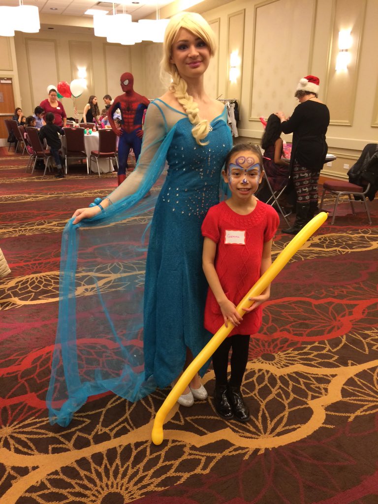 yegprincesses's tweet photo. We loved being invited to the Christmas party! #princess #yegprincesses #yeglocal #engageyeg #elsa #frozen https://t.co/cjXaIiCiqL