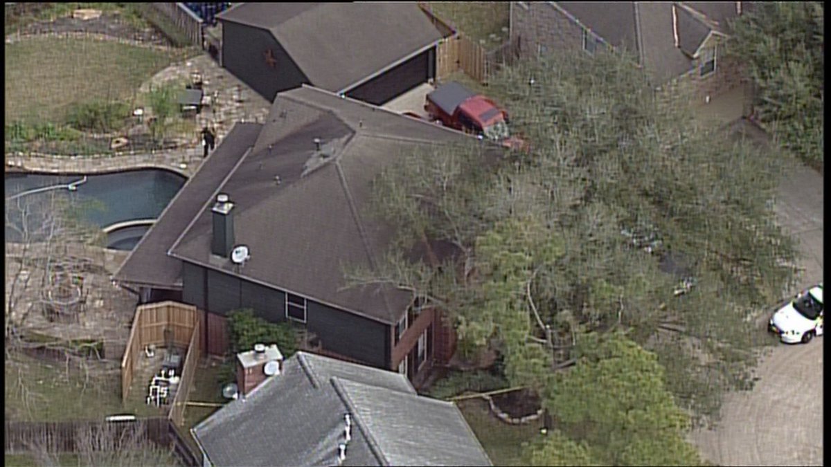 Jersey Village; Murder suicide reported Jersey Village investigation