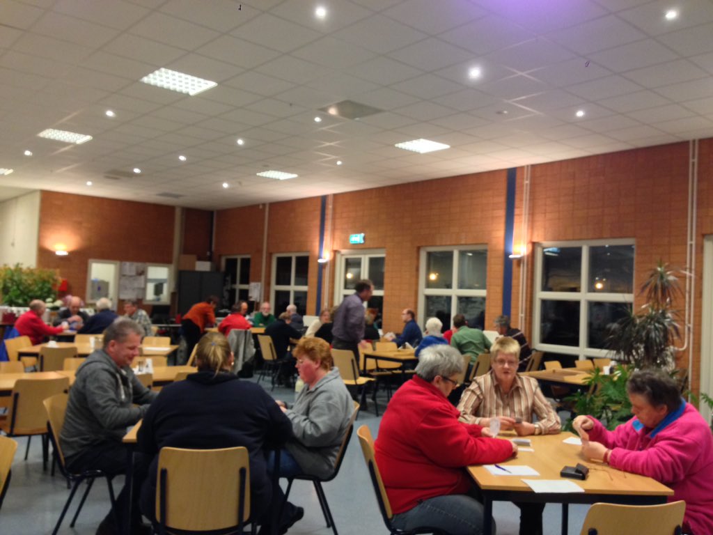 Reestmond's tweet image. Gezellige speelavond van de #POV.