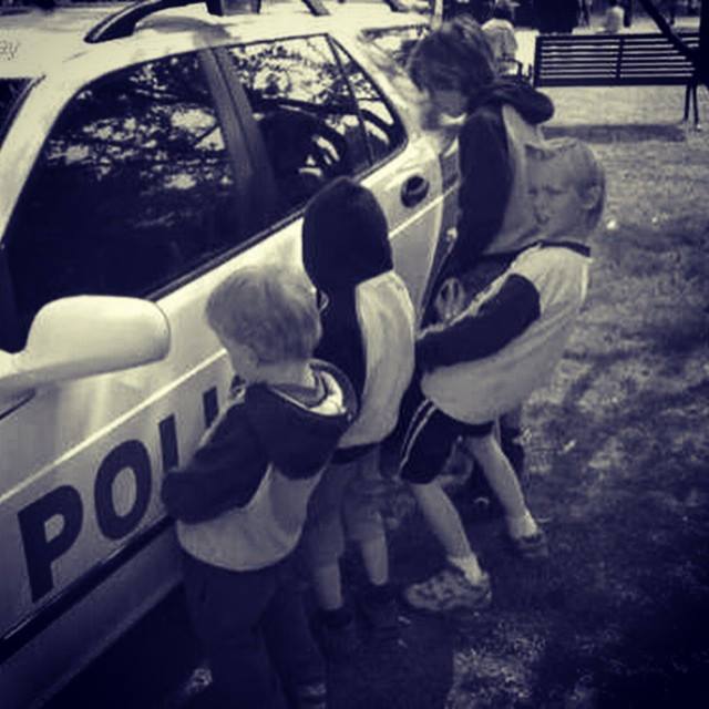 Gregorio_graff's tweet photo. FUCK THE POLICE. https://t.co/bNyJ4hZ5xL