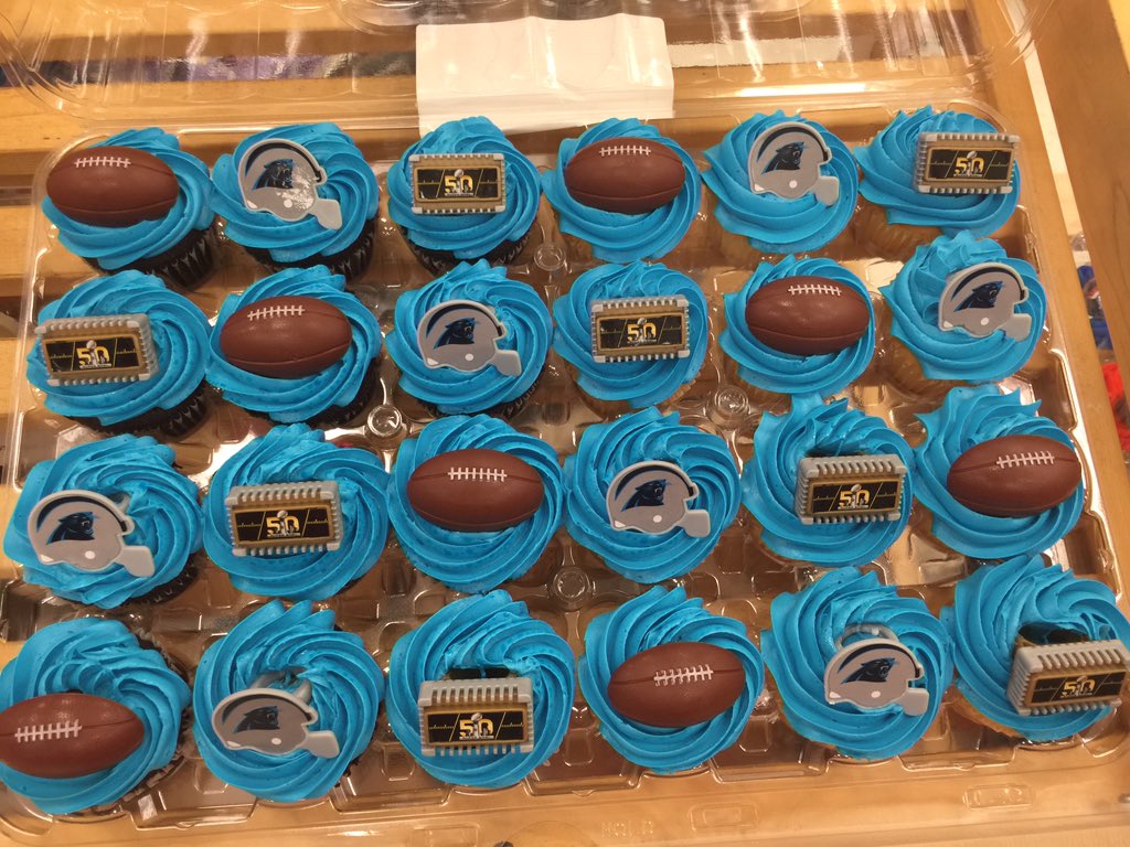 jacquegrimberg's tweet photo. Ready for Super Bowl 50 in the bakery at #Target #T1505 #Panthers #KeepPounding #SuperBowl https://t.co/l0fjEkHCug