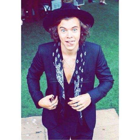 tylerxbel's tweet photo. Su sonrisa, su mirada, su forma de ser, su manera de caminar su voz..su todo. #Vote1DirectionUK https://t.co/U67DRnYKwP