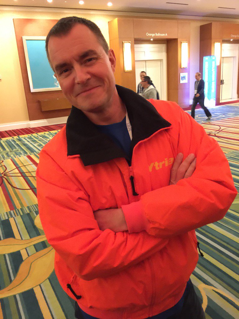 BenMenesi's tweet photo. Everybody's wearing #Ytria tonight even @bigtoneuk :) #IbmConnected https://t.co/zJuKfAUr7K