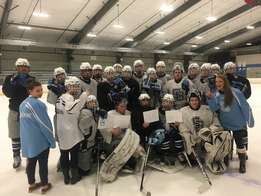 SBGirlsHockey's tweet photo. #SauceSisters won Task 2 with this picture. Can you #FindFish? The picture was printed and framed. #SwagWeek https://t.co/AoMo2bCO74