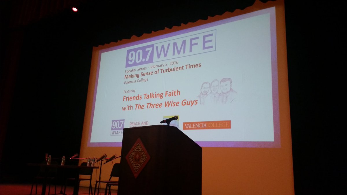 CrystalRChavez's tweet photo. Waiting for the show #ThreeWiseGuys #WMFE #Valencia https://t.co/YDJZfuamA4