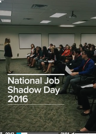 CTEinCCSD's tweet photo. .@EastTechTitans Biz &amp; Mktg students visit @tjmaxx #JobShadow Day #CCSDJobShadow Click 4 vid https://t.co/m8ZS5dRP10 https://t.co/gns1JhWxUd