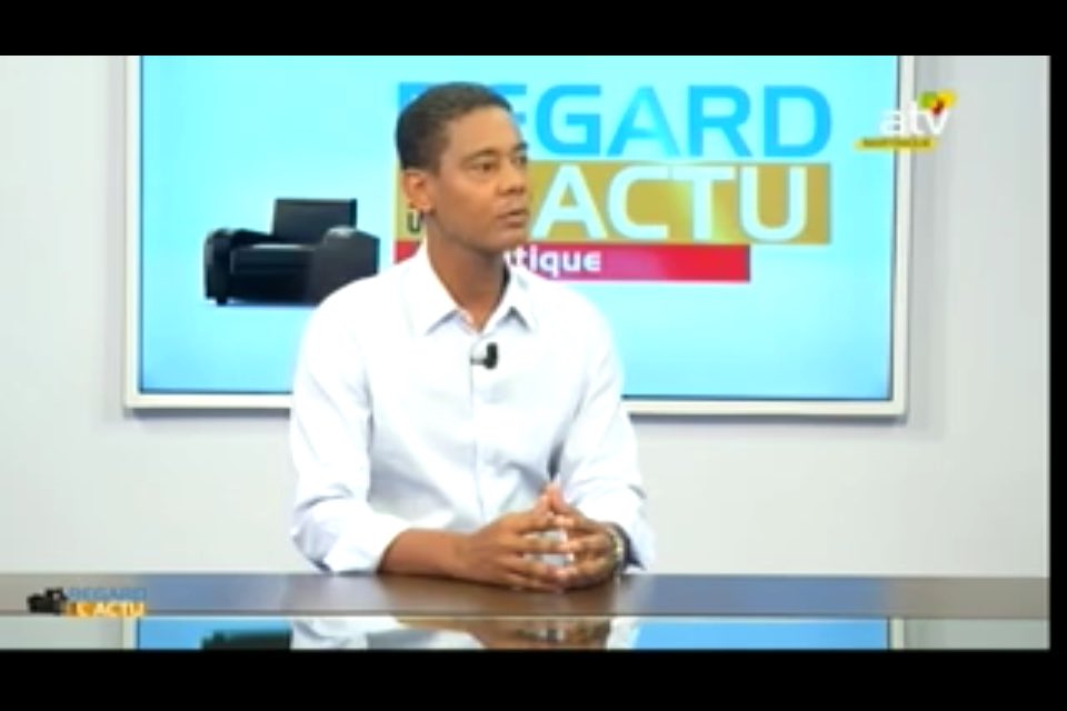 republicains972's tweet photo. Fred-Michel Tirault est en ce moment sur ATV dans l'émission Regard sur l'actu politique. #PolitiqueATV https://t.co/gn2DYp26Vw