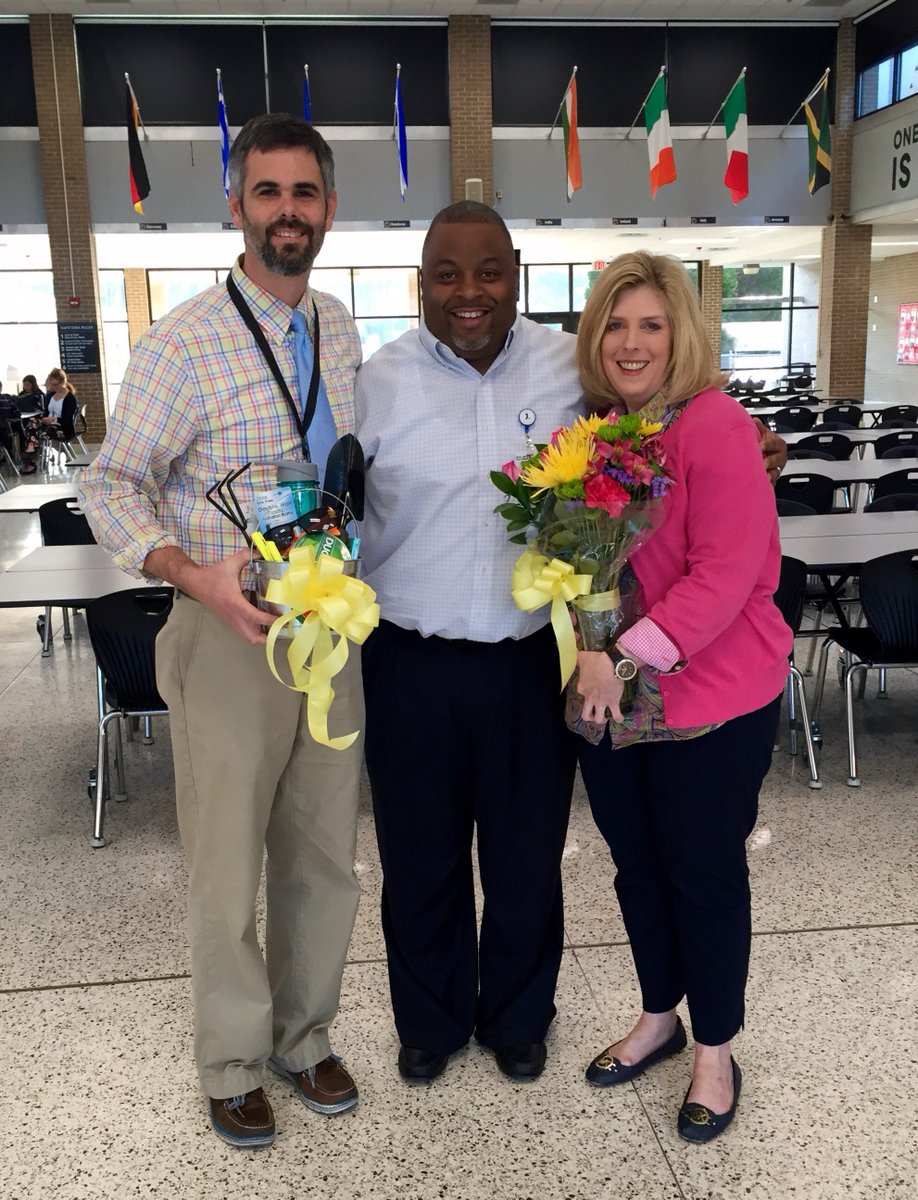 Congrats to <a href="/mrgreensci/">Will Green</a> &amp; Mrs. Kim Waters on being named TOY @ SEOY. So proud of their work &amp; success. <a href="/LexRich5/">Lex Rich</a>