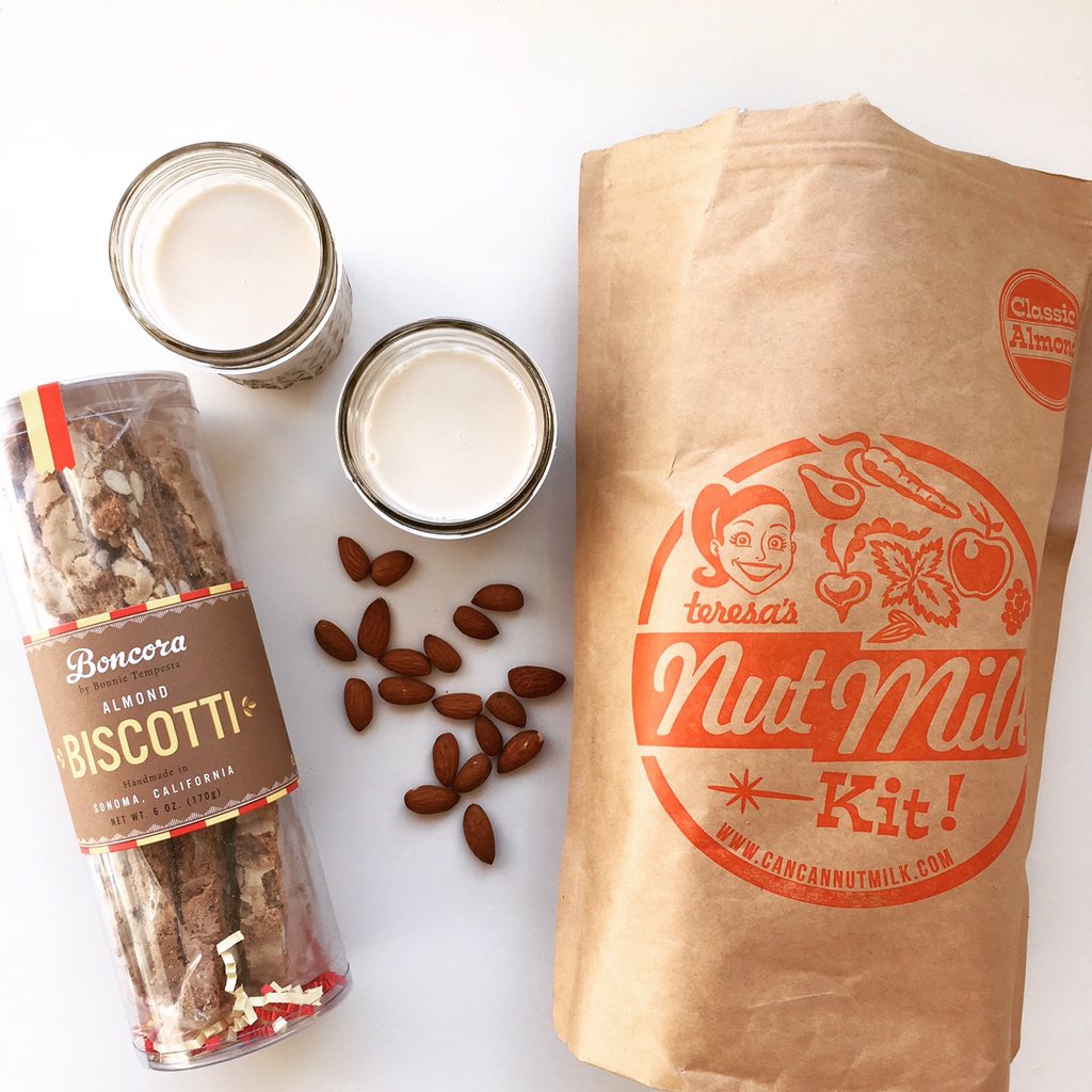 BoncoraBiscotti's tweet photo. Boncora Biscotti &amp; Can Can Nut Milk, a match made in heaven! #milkandcookies

https://t.co/iIKhguOgF1 https://t.co/uVjv0RN2Fa
