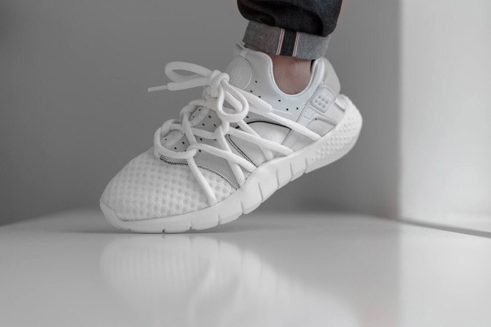 huarache nm white