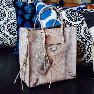 houseacct.com/posts/neutral-…