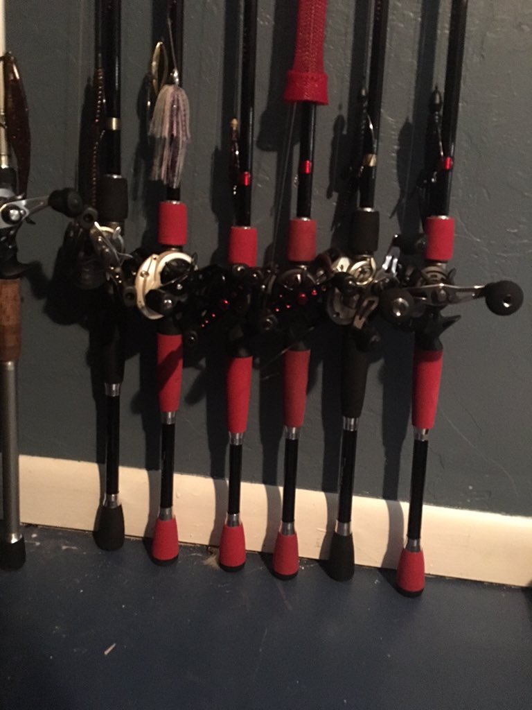 Jacob05249869's tweet photo. Really need to hit the lake soon #lakeo #flippingonsomebigheads #gamblerlures #halorods #abugarciareels https://t.co/f0sHmIxh6J