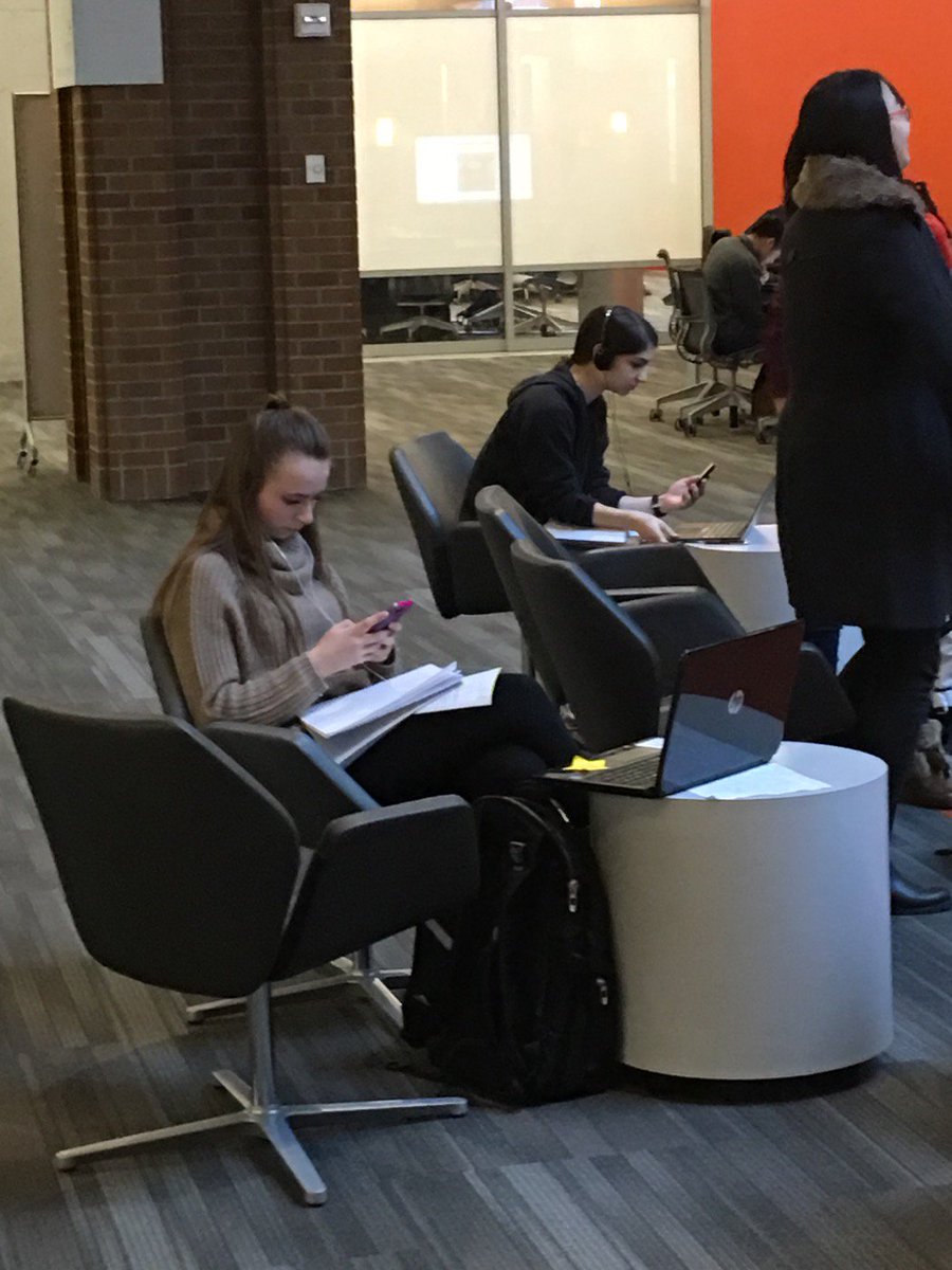 Zane_T_Nelson's tweet photo. @CellFonCultures #scavengerhunt #G10 #s3 https://t.co/v1yLjFpN0i