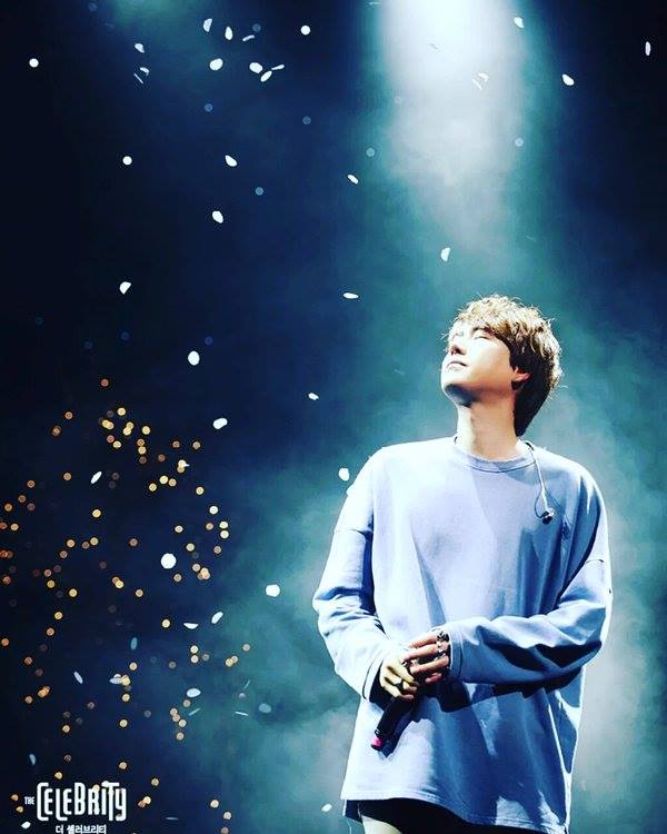 Maye0801's tweet photo. @GaemGyu #규현생일축하해요
#HappyKyuhyunDay
#HappyKyuDay saranghae oppa https://t.co/fTGjiuD86h