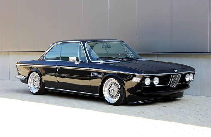 KeepTuned_Auto's tweet photo. #bmw #e9 #30csl #yougtimer #low #bagged #stance #bbs #black #noir #greywheels #jantesgrises #oldbutgold #keeptuned https://t.co/tVw3XldtvS