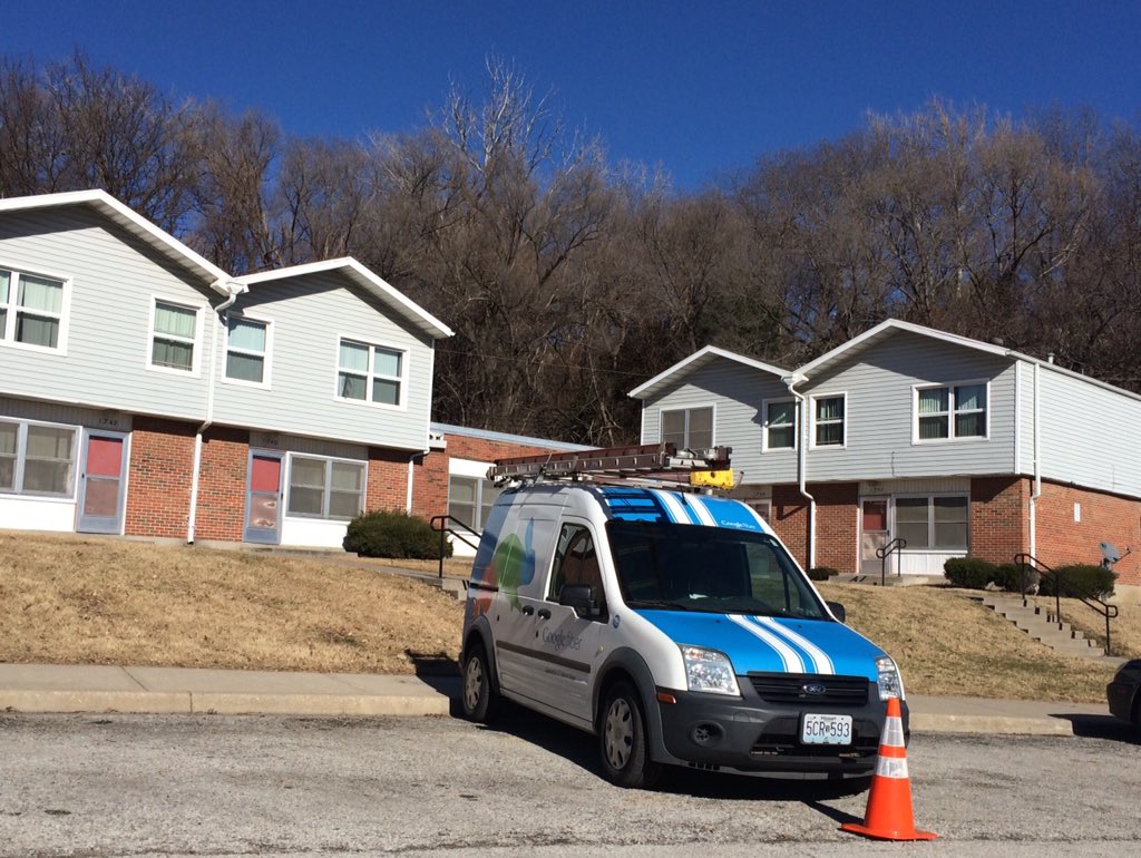 ConnectHomeKC's tweet photo. @HAKCMO residents are getting @GoogleFiber #KC #ConnectHome #EconomicMobility #DistanceLearning closing #HomeworkGap https://t.co/ON4Gmwjval