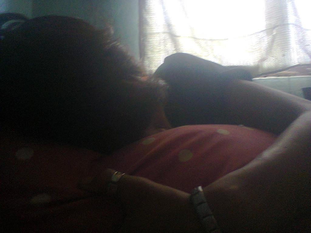 Sejujur nya dlm hati ku menangis.....

 Hati ku sakit ..sape saat ini...