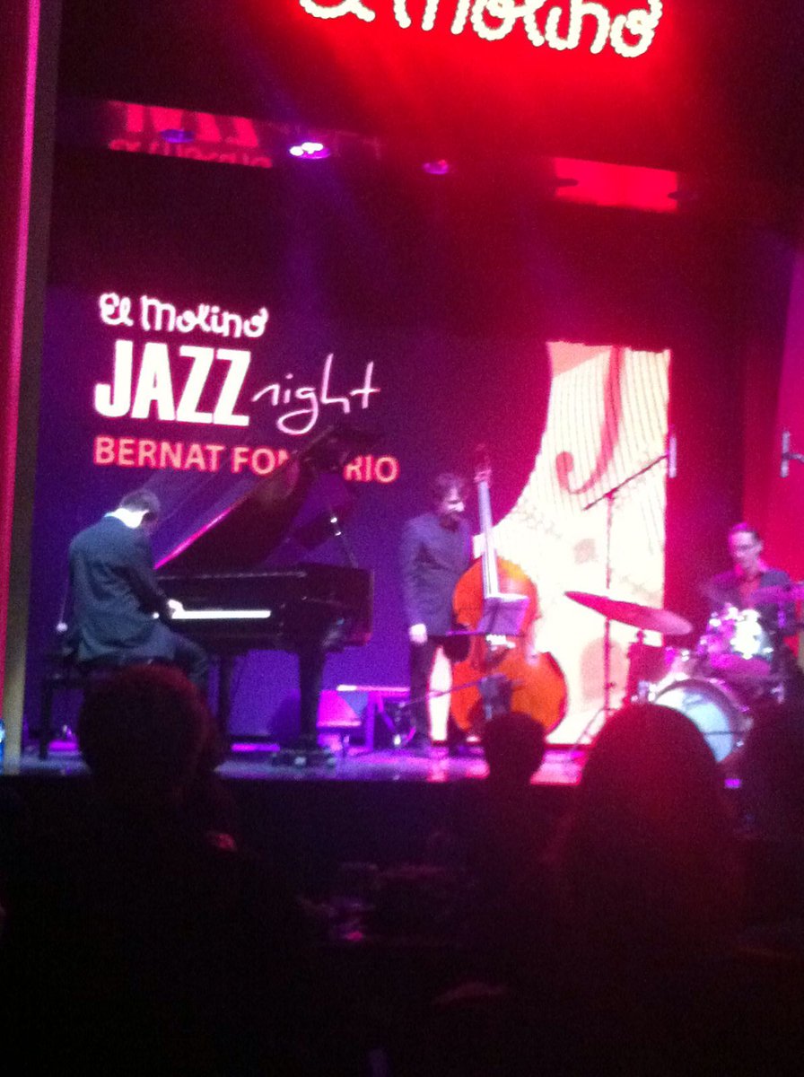 En directo ahora Bernat Font en la sala Molino/ uno de los mejores pianistas de la escena del jazz Catalan
