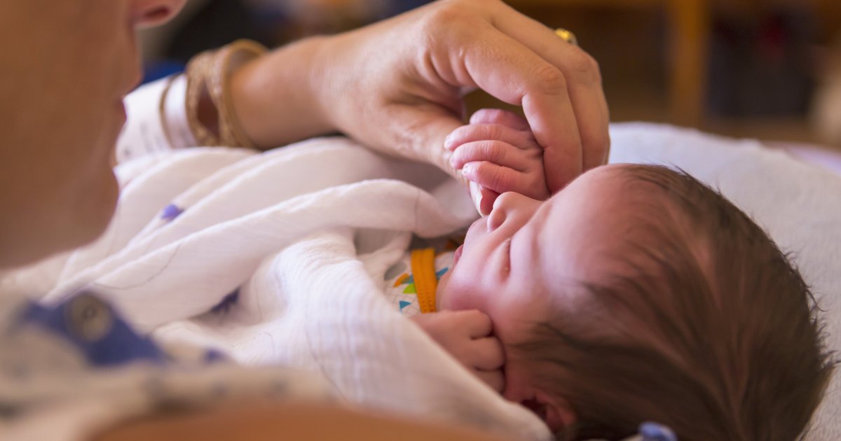 TheScope's tweet photo. New technique could give C-section babies the benefits of vaginal birth https://t.co/L31QYAEHYF https://t.co/lHB7Oy449B