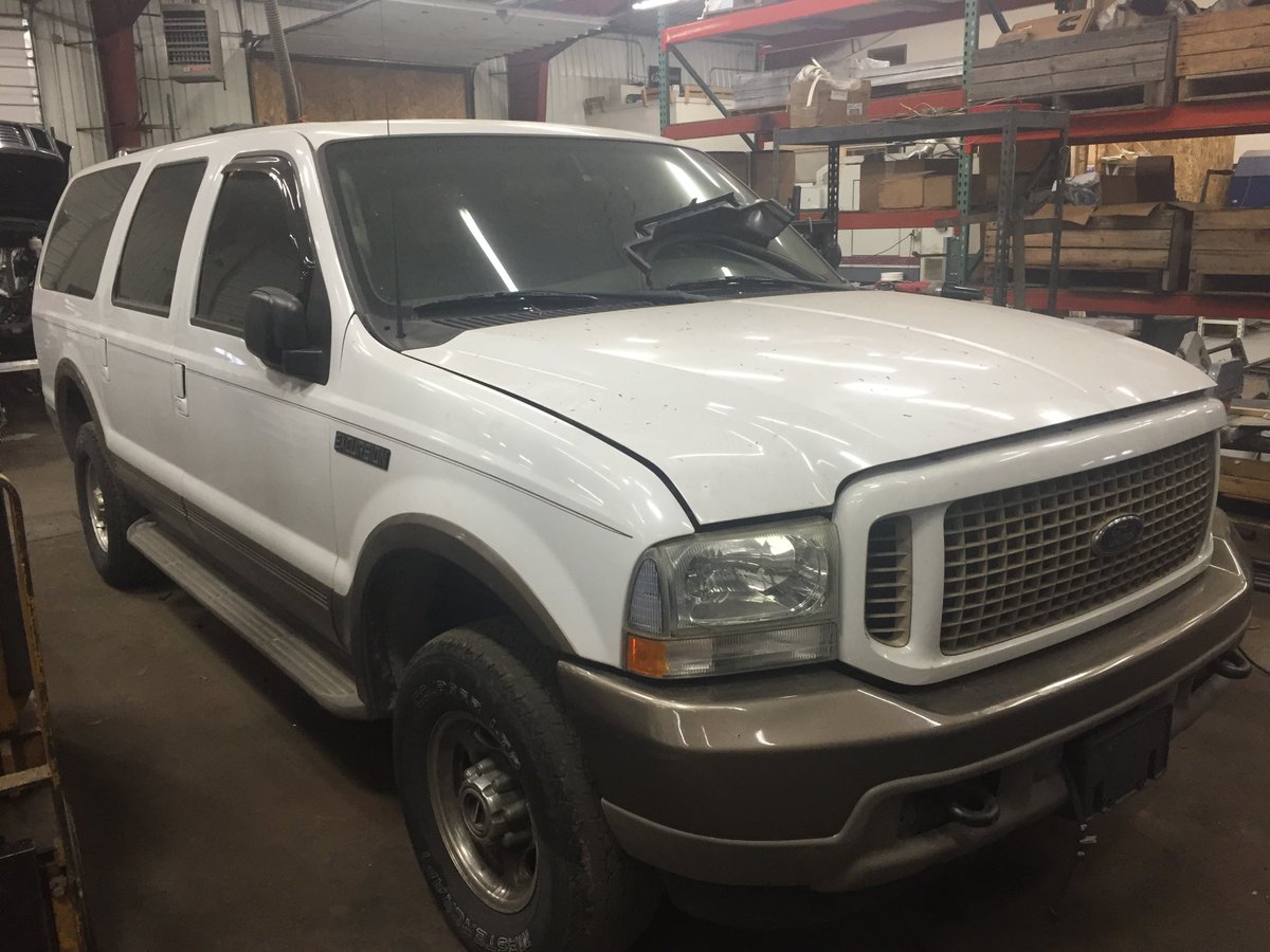 DCSDoug's tweet image. The Votes are in, 03 Commonrail into a 03 Exc EB. Follow the build, &amp;amp; save your $$$, this one is gonna be for sale.