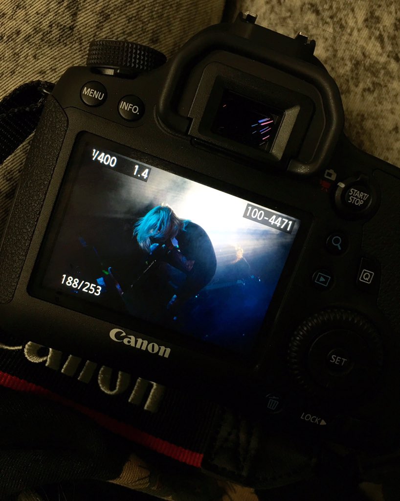 dissoziadiva's tweet image. Shot some pics of @employedtoserve and #grieved today 🔥 can't wait to edit them! #concertphotography